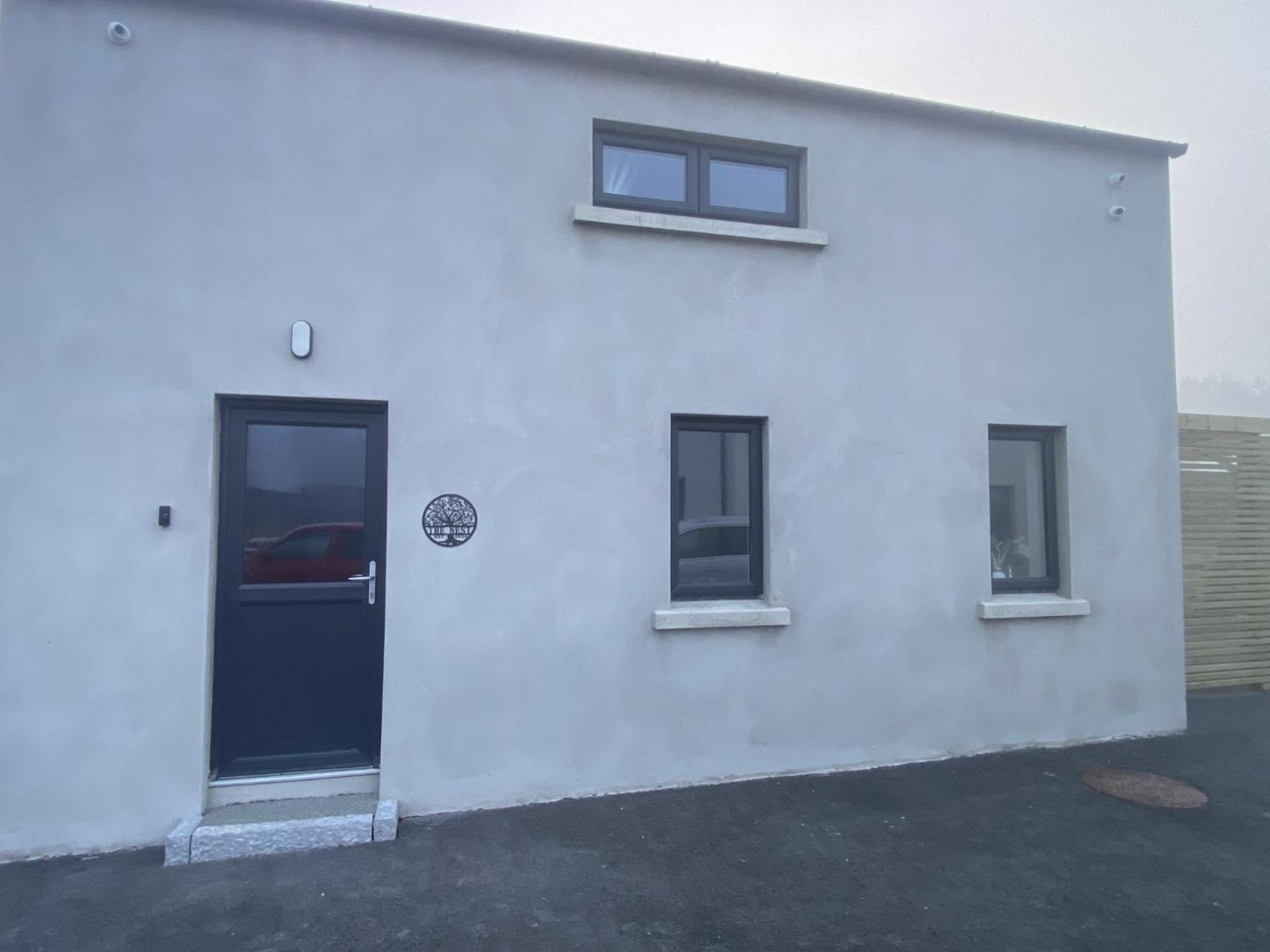 The Nest Hotel Newry Exterior photo