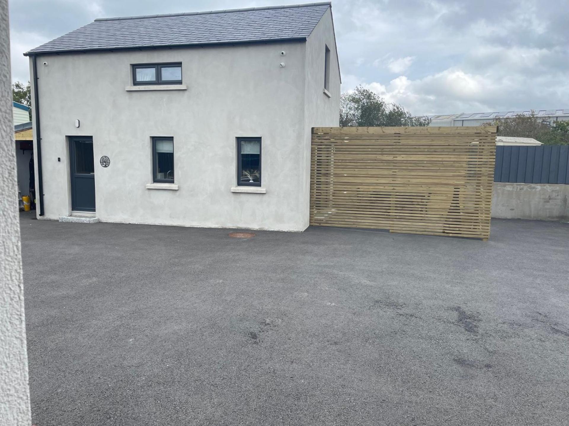 The Nest Hotel Newry Exterior photo
